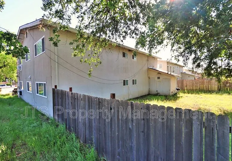 7877 Sayonara Dr #D — Photo 31