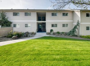 1900 NW Carden Ave APT 16, Pendleton, OR 97801
