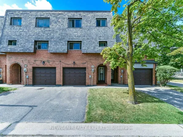 27 Briar Path, Brampton, ON L6T 2A2