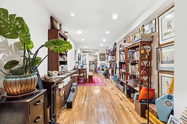 Rented by Oxford Property Group | media 2