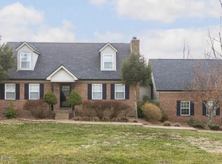 470 Amanda Ct, Shepherdsville, KY 40165
