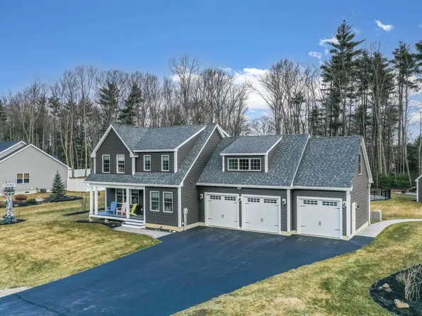 44 Laredo Lane, Rochester, NH 03868
