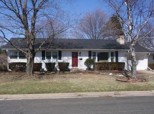 356 Hoover St, Sun Prairie, WI 53590