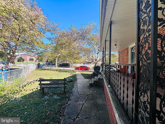 5th image of 201 Birch Ave