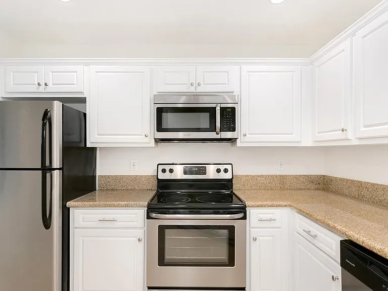 7405 Charmant Dr #2417 — Photo 4