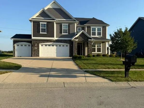 8241 Carnegie Ln, Zionsville, IN 46077
