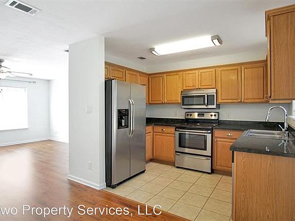 4th image of 2426 Jolene Ln