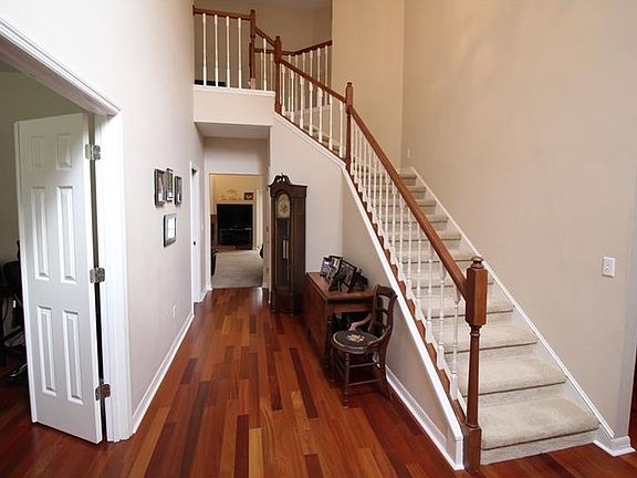 3rd image of 1088 Old Coventry Ct