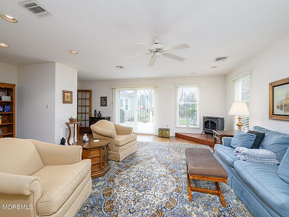5th image of 172 Beechwood Drive