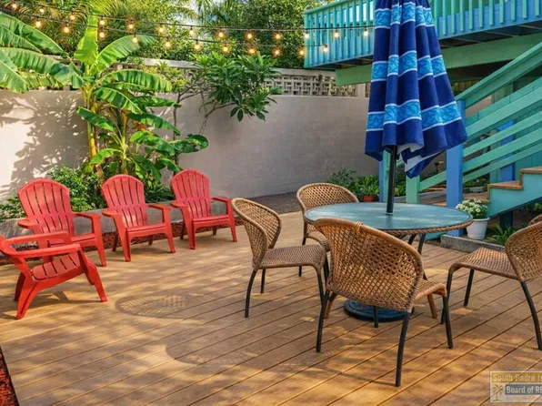 126 E Carolyn Dr, South Padre Island, TX 78597