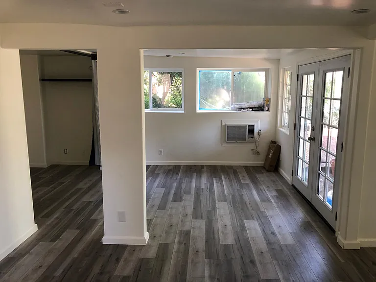 2418 Loma Vista Pl — Photo 9