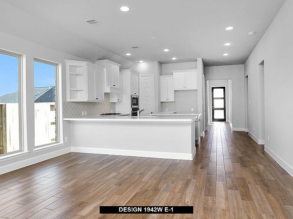 2nd image of 7306 Coralberry Ln