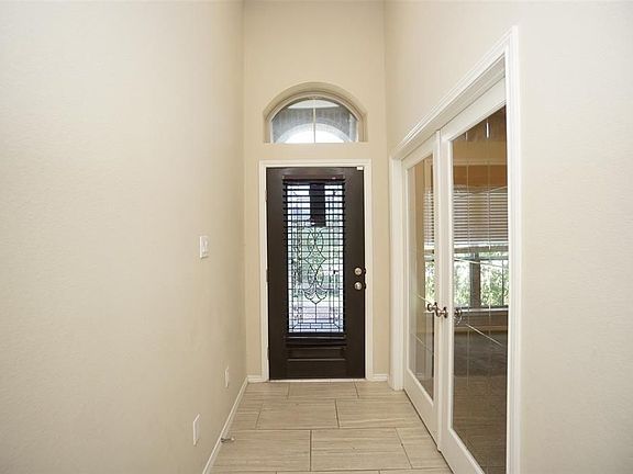 3rd image of 29119 Parker Trace Dr