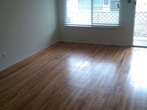 2nd image of 1408 Centinela Ave APT 5