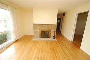 3rd image of 1731 Sanford Pl