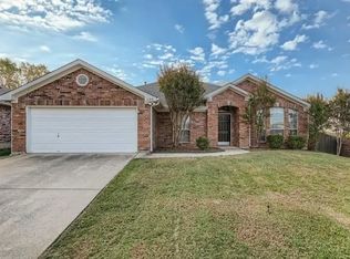 600 Joy Ln, Mansfield, TX 76063