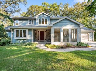3742 Sunny Wood Dr, Deforest, WI 53532