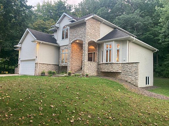 2nd image of 7000 Halifax Ln NW