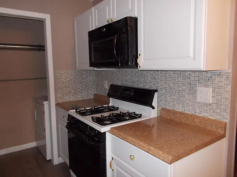 8396 Dream Pl — Photo 11