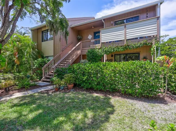 1637 BROOKHOUSE COURT #244, SARASOTA, FL 34231