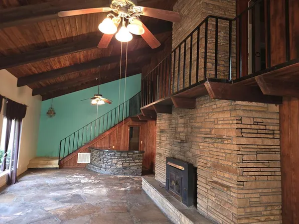 47 Dean Ln, Adel, GA 31620