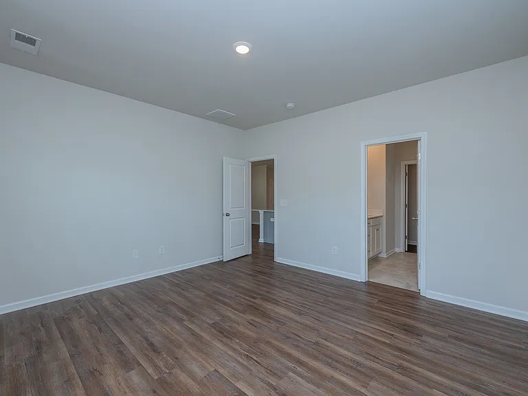 109 Magnolia St — Photo 16