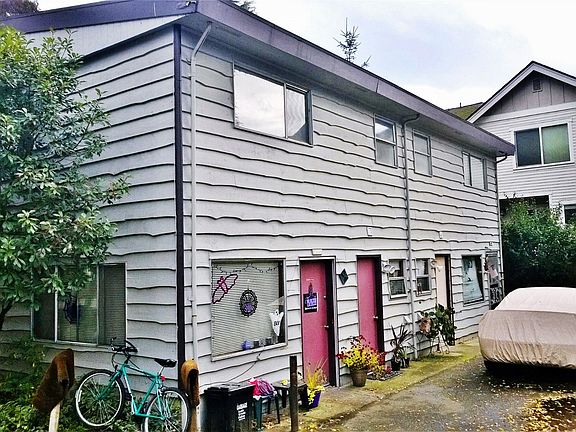 4th image of 12313 35th Ave NE