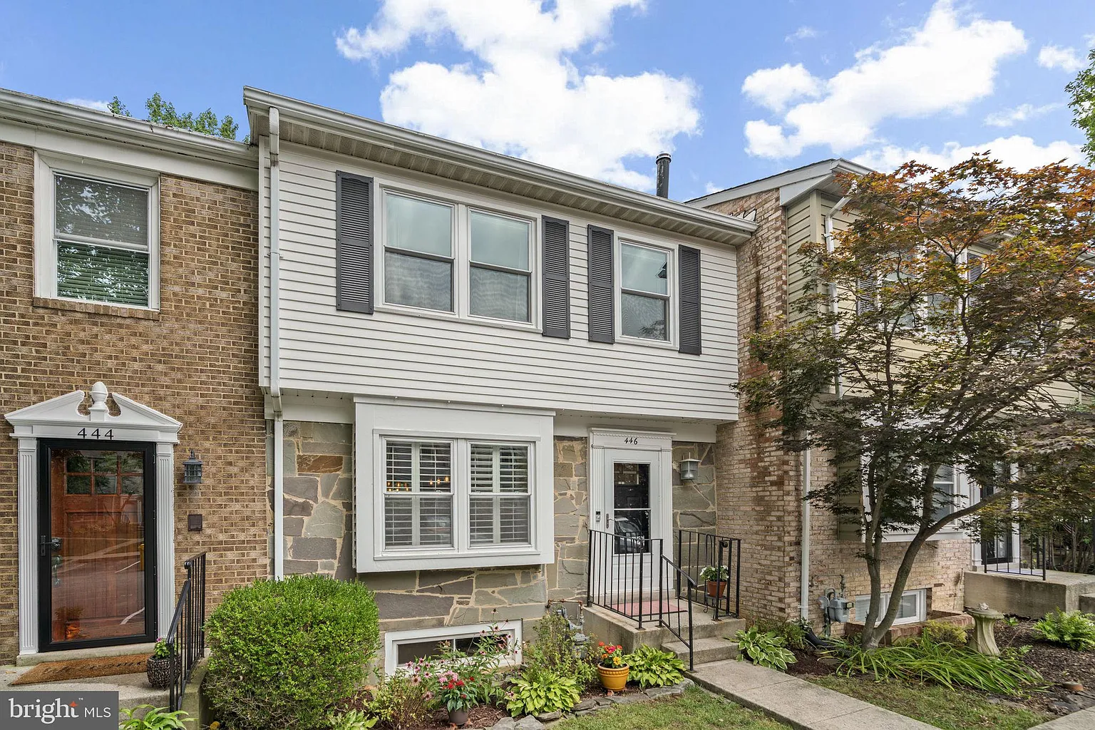 446 Colonial Ridge Ln photo 1
