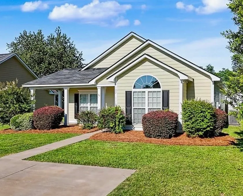 132 Laurelwood Ct