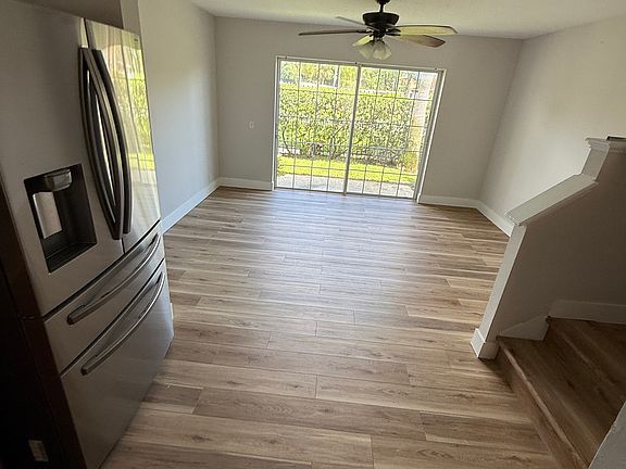 3rd image of 2037 Searay Shore Dr