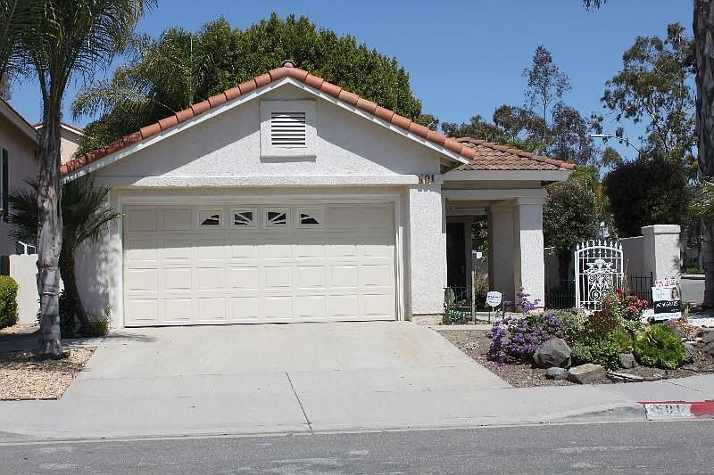1st image of 501 Avenida Aguila