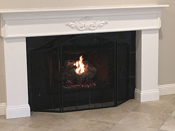 3rd image of 2316 Lynn Dr
