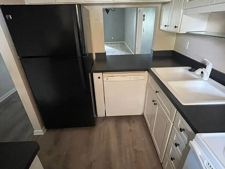 333 Joel Blvd #138 — Photo 36