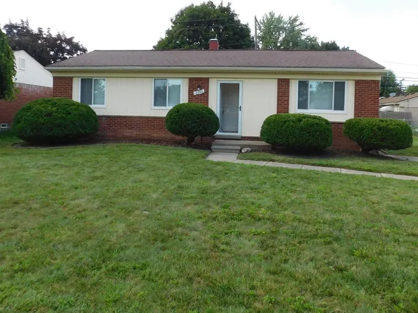 12249 Sorrento Blvd, Sterling Heights, MI 48312