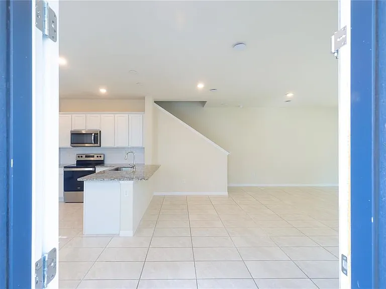 4609 Sparkling Shell Ave — Photo 24