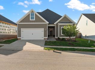637 Boston Park Dr, Bowling Green, KY
