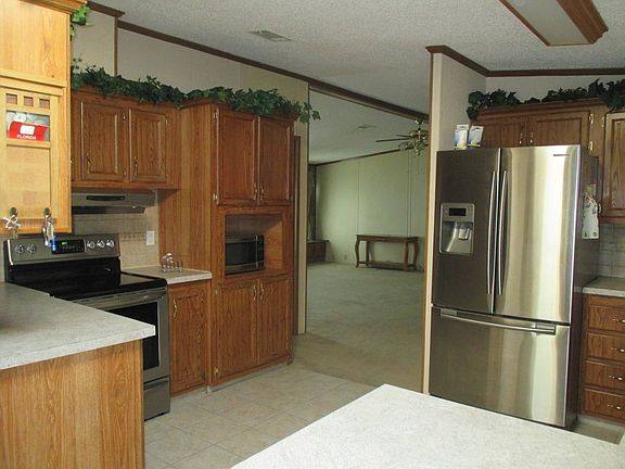 5th image of 16463 Avenida Del Lago Dr