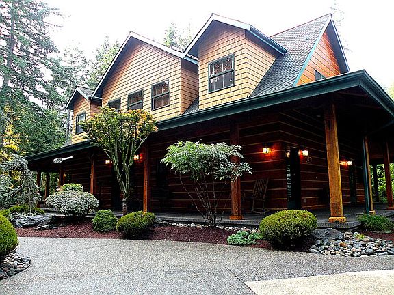 5th image of 10606 Moller Dr NW