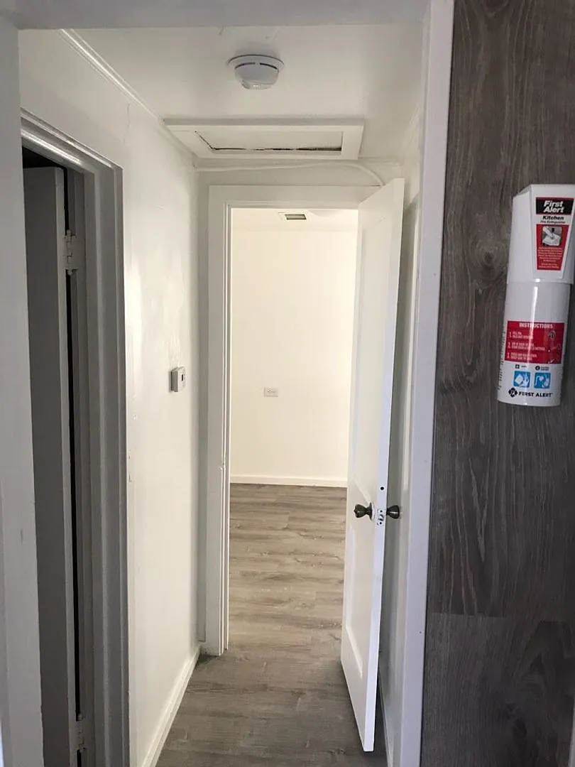 Cabin Style Rental in Rifle! — Photo 4