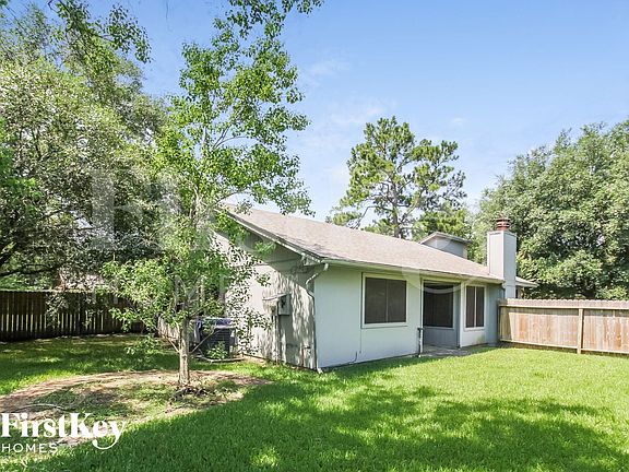 3rd image of 20030 Bambiwoods Dr