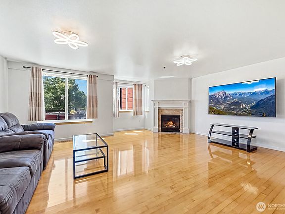 5th image of 7009 42nd Avenue S #1
