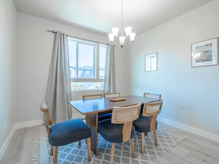 1024 W 400 S — Photo 23