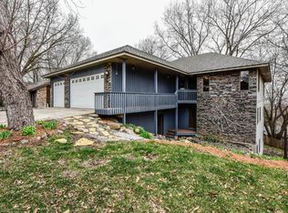 15121 Oakland Ave S, Burnsville, MN 55306