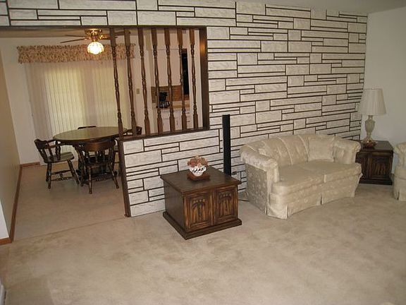 2nd image of 400 Bianco Dr