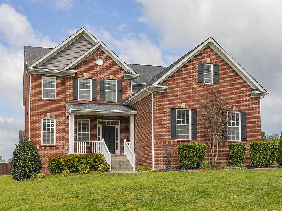 1st image of 322 Dandelion Dr