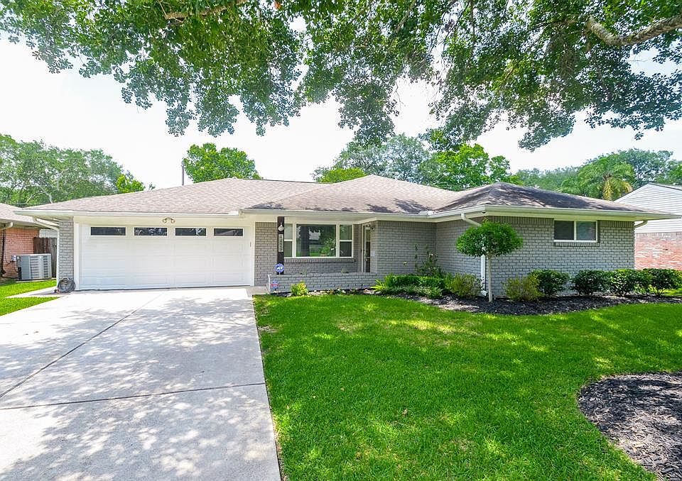 1st image of 4426 Briarbend Dr