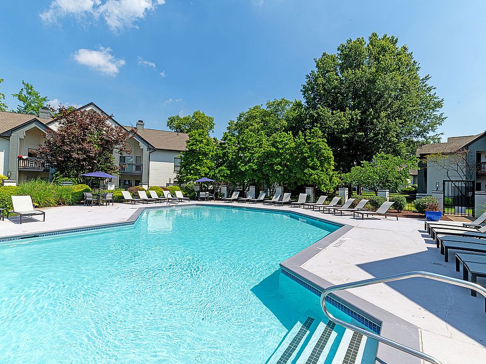 Swimming Pool and Sundeck