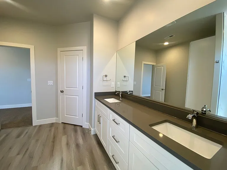 1157 S 4380 W — Photo 20