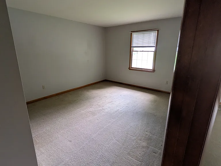 1340 Columbia Dr — Photo 8