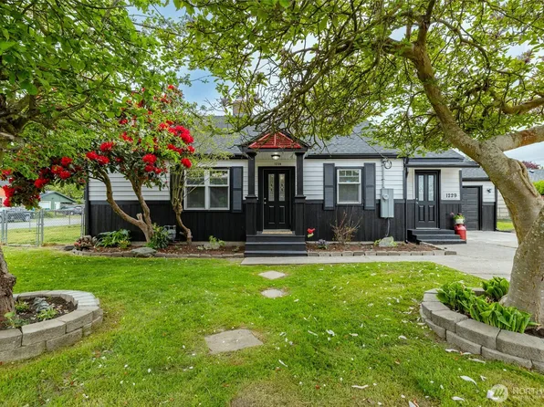 1229 Harrison Street, Mount Vernon, WA 98273